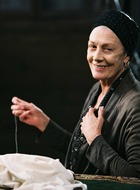 贝林斯基公主(瓦妮莎&middot;雷德格瑞夫饰演)