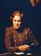 贝林斯基夫人(琳恩&middot;雷德格瑞夫饰演)