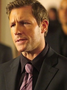 约翰&middot;瑞德（爱德华&middot;伯恩斯饰演）