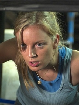 阿娜（萨拉&middot;波莉饰演）