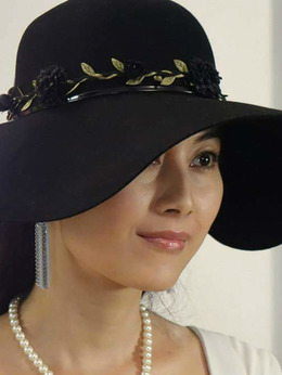 富太太Yoyo（唐紫睿饰演）