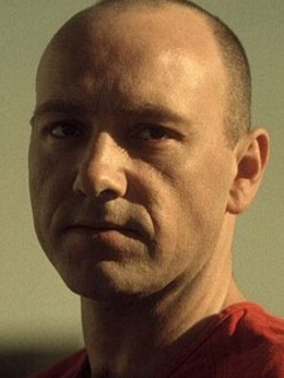 约翰&middot;杜（凯文&middot;史派西饰演）