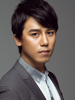 李朝伟(李天烨饰演)