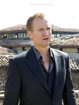 乔纳斯&middot;斯卡森（乌尔里克&middot;汤姆森饰演）