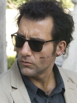 路易斯&middot;塞林格（克里夫&middot;欧文饰演）