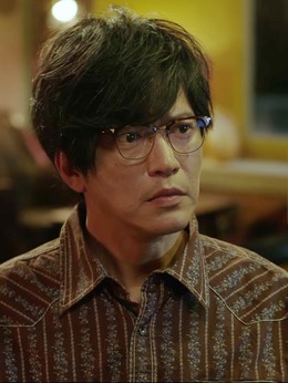 长谷川俊太郎（田边诚一饰演）