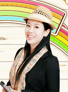 蔚蓝(郭奕彤饰演)