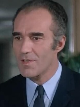 哈森（米歇尔&middot;皮寇利饰演）