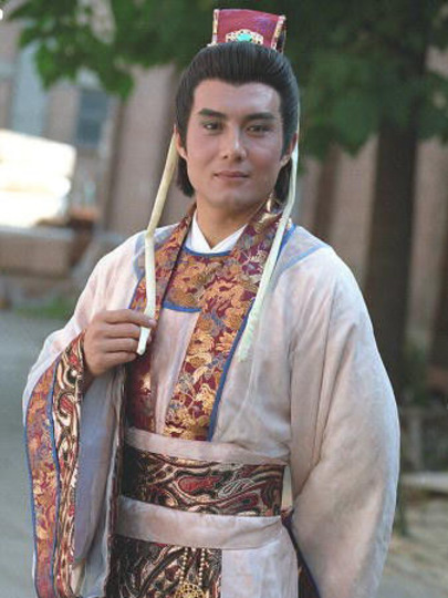 李建成