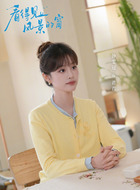 君君(钟雯冠饰演)