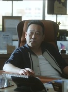 秦雄（梁超饰演）