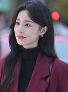 舒听澜(龚婉怡饰演)