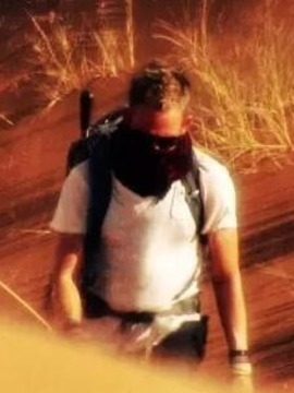 与多米尼克莫纳汉一起野外探奇