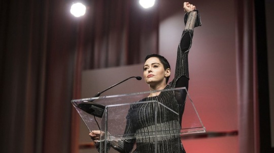 拒绝沉默-萝丝麦高文（2018年电视剧）