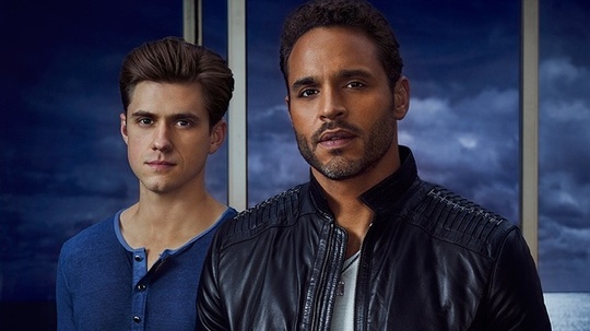 恩赐之地第一季（2013年电视剧）