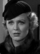 Eleanor(格劳瑞亚&middot;斯图尔特饰演)