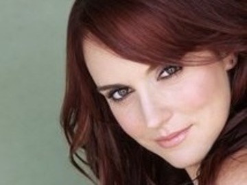 西拉&middot;维克多图片