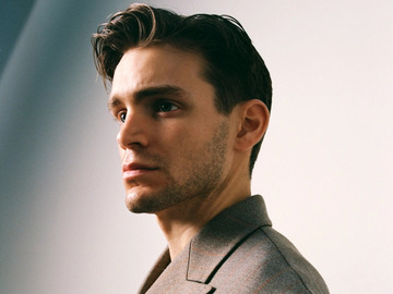 安德鲁·伯纳普图片