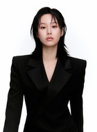 南格林(朴柔娜饰演)