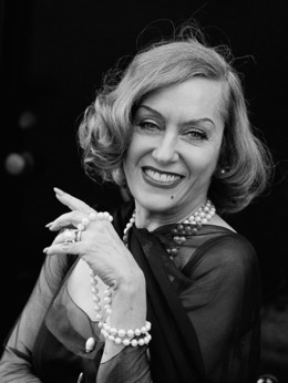 葛洛丽亚&middot;斯旺森