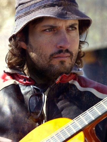 罗伯特&middot;罗德里格斯图片