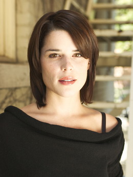 妮芙&middot;坎贝尔