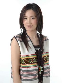 川野花子（罗美玲饰演）