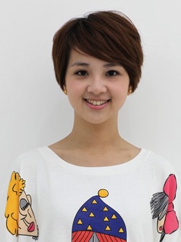 台湾女歌手,毕业于国立嘉义大学生物资源学系