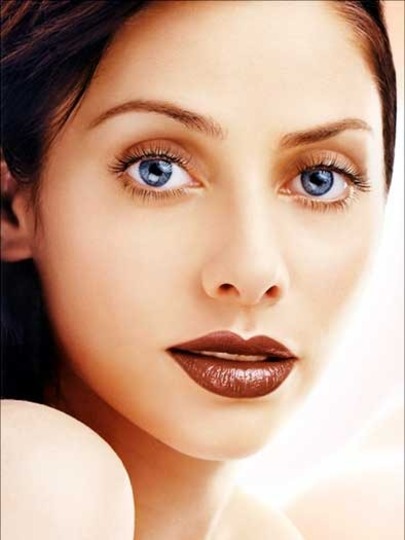 娜塔莉&middot;安博莉亚图片