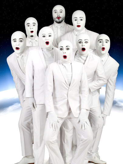 元音合唱团图片